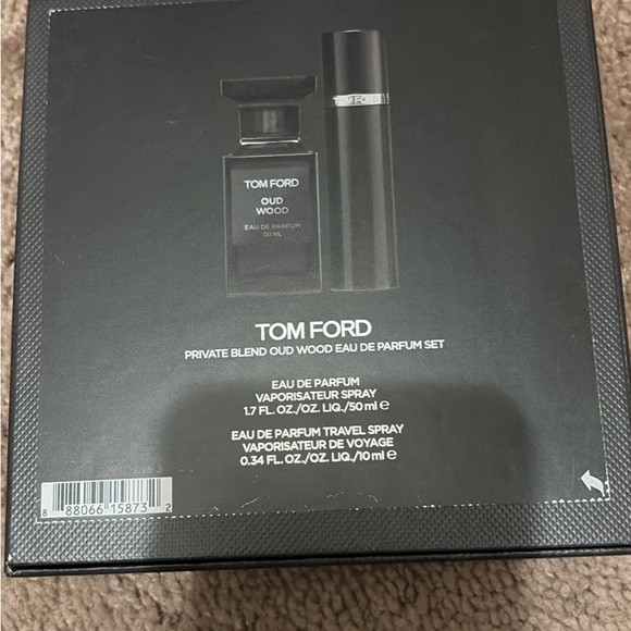 Tom Ford Oud Wood two piece cologne set new inbox - Picture 2 of 3